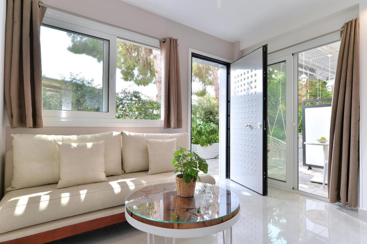 Alekos Luxury Suites Free 24H Transportation From - To Airport Artemida  Exterior photo
